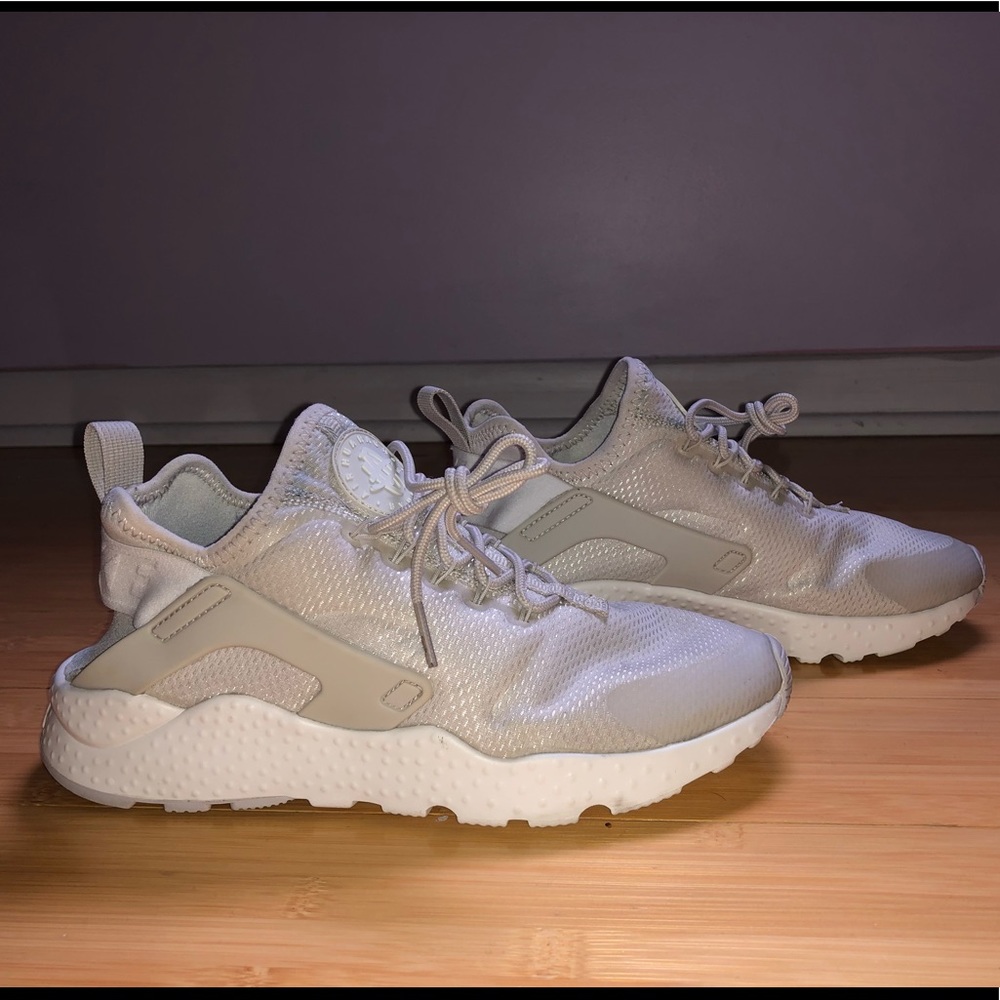 Cream Huraches